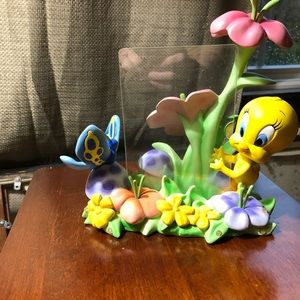 Tweety bird picture frame